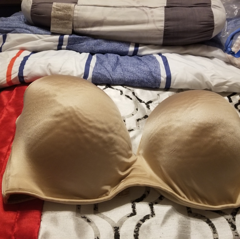 Strapless bra